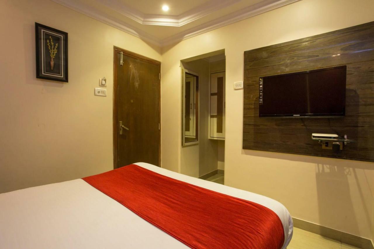 Hotel Grace Inn Bombaj Zewnętrze zdjęcie